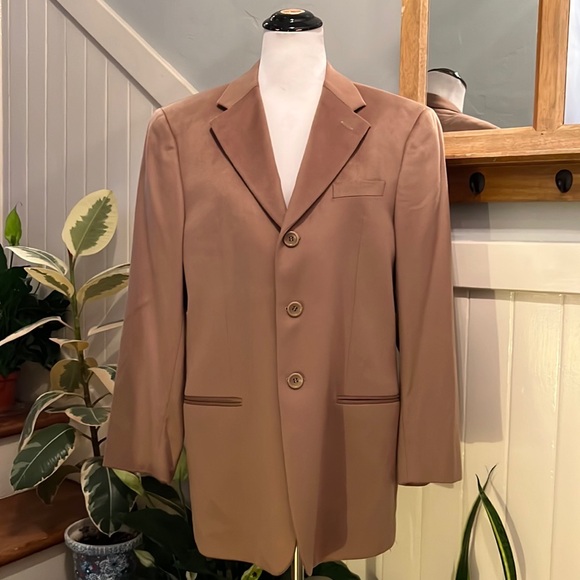 Neiman Marcus Luxury Armani Collezioni 100% Cashmere Oversized Blazer in Camel - Picture 14 of 14